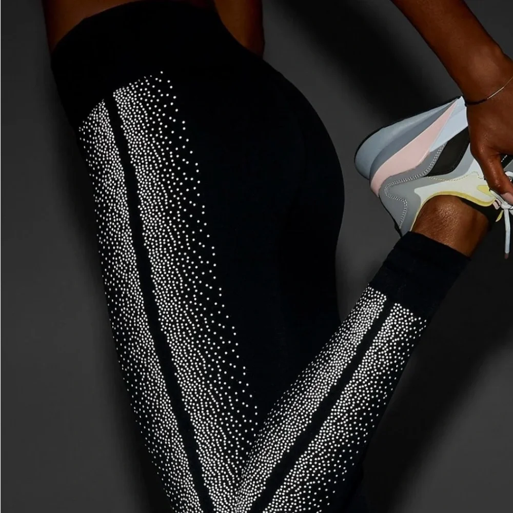 NWOT! Fabletics High-Waisted Sculptknit® Reflective Legging size XS - Picture 3 of 10